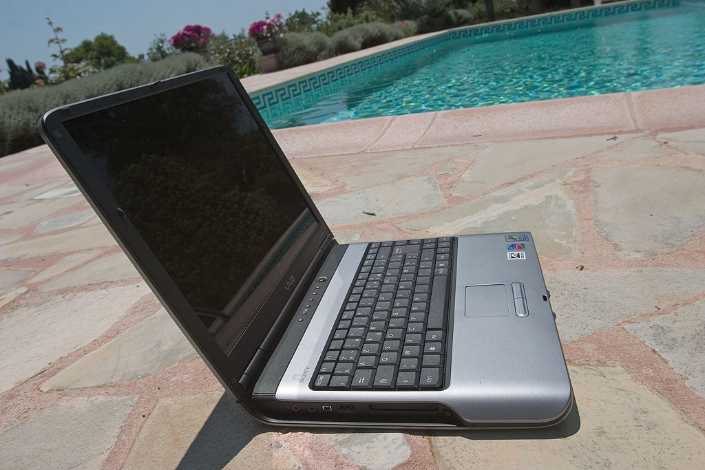 http://www.veiry.net/Vaio/vaio10.jpg