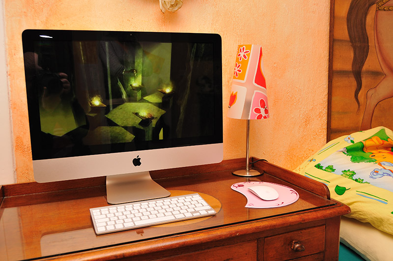 http://www.veiry.net/iMac21e.jpg