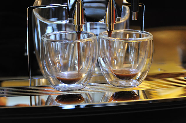 http://www.veiry.net/z5cafe1.jpg