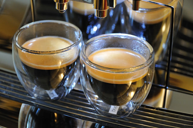 http://www.veiry.net/z5cafe2.jpg